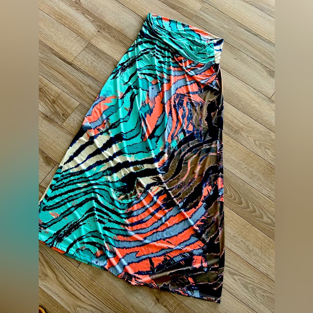 Size L maxi skirt